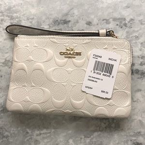 Coach Boxed Corner Zip Wristlet